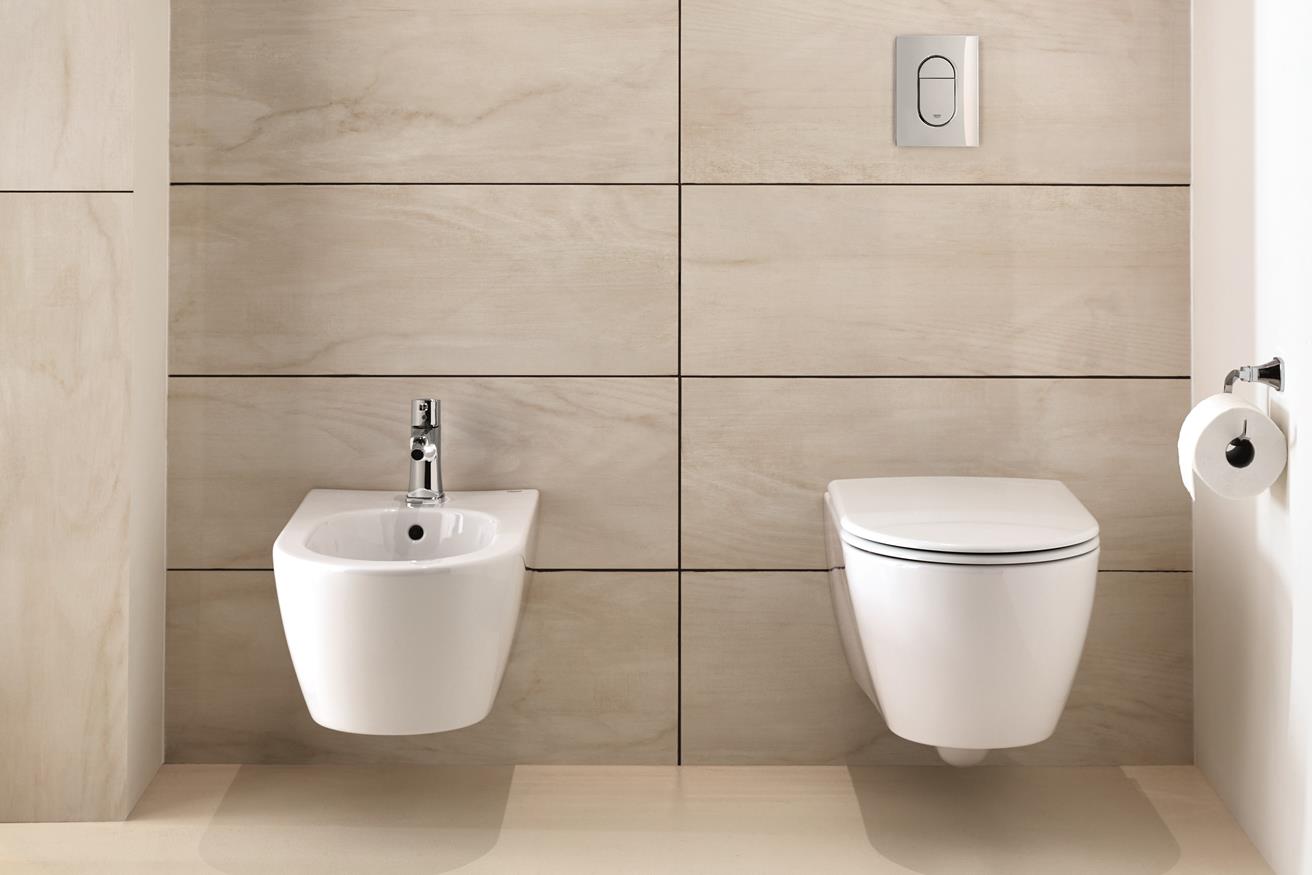 Grohe Collection Grandera front view bathroom